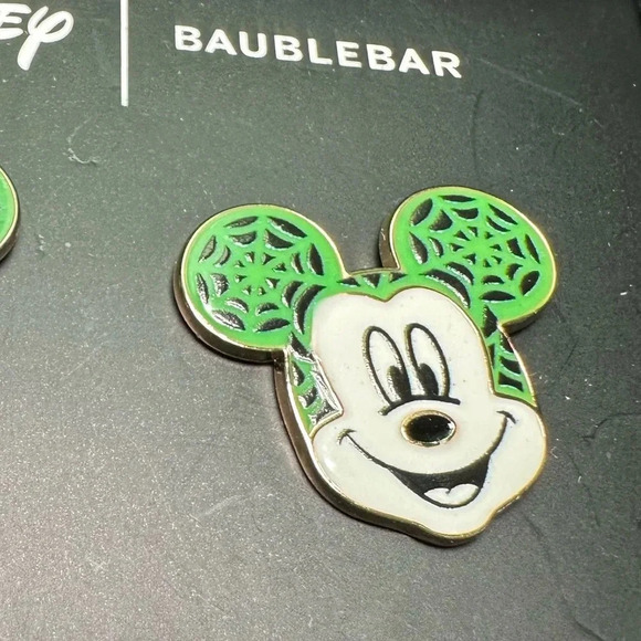 Baublebar Mickey Glow in Dark earrings SpiderWeb print new - Picture 3 of 4